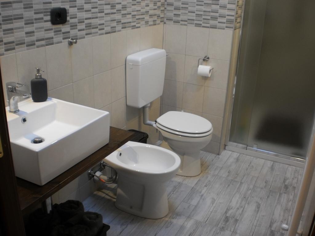 Apartment Stay Bel Piemonte Dogliani Bagian luar foto